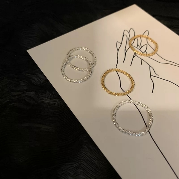 New Charm Silver/Gold Twined Chain Ring - Picture 4 of 4